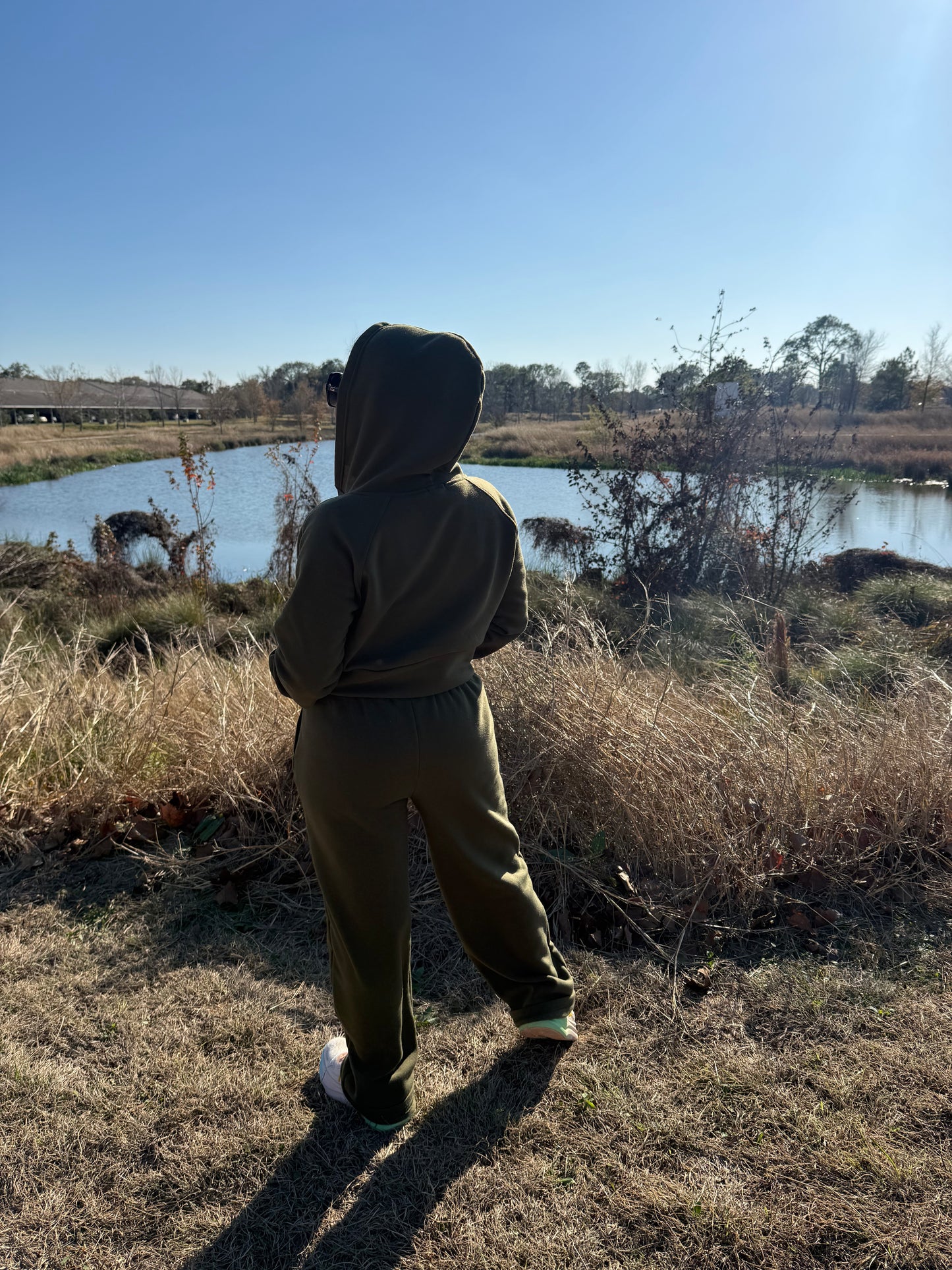 French Terry Fleece 2-piece Set  SOLID FRENCH TERRY FLEECE HOODIE JACKET 2-PIECE SETS Drawstring joggers Model is wearing a size Small